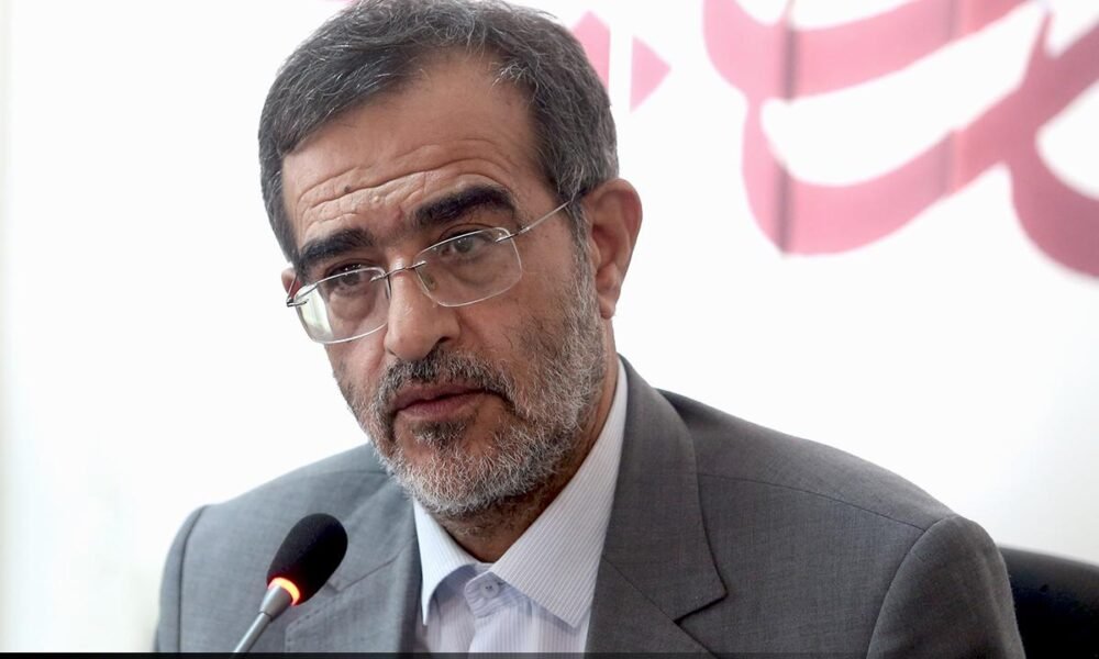 رهبر انقلاب فدا شد تا اسلام و ایران جاوید بماند