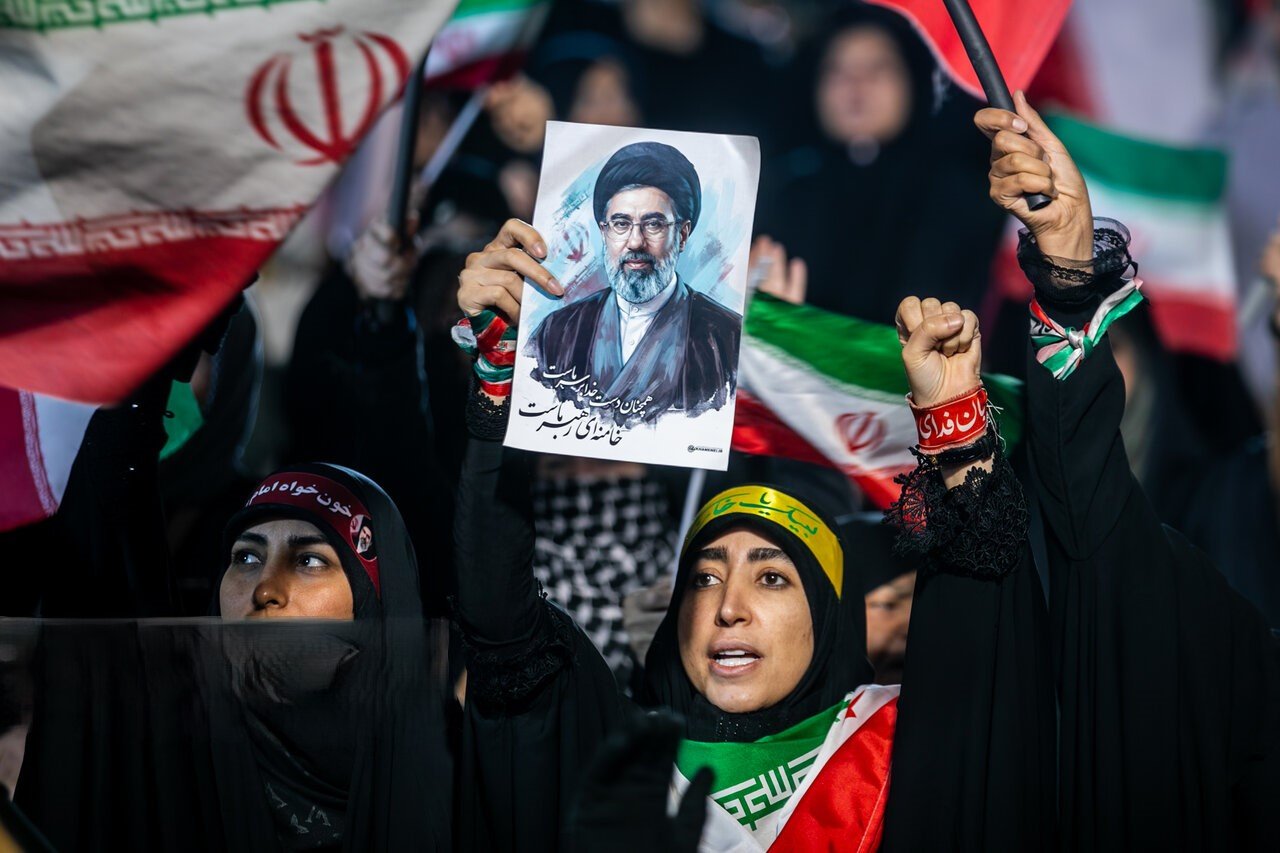 برگزاری نشست‌ با موضوع «جمهوریت و مردم در تمدن نوین اسلامی» 