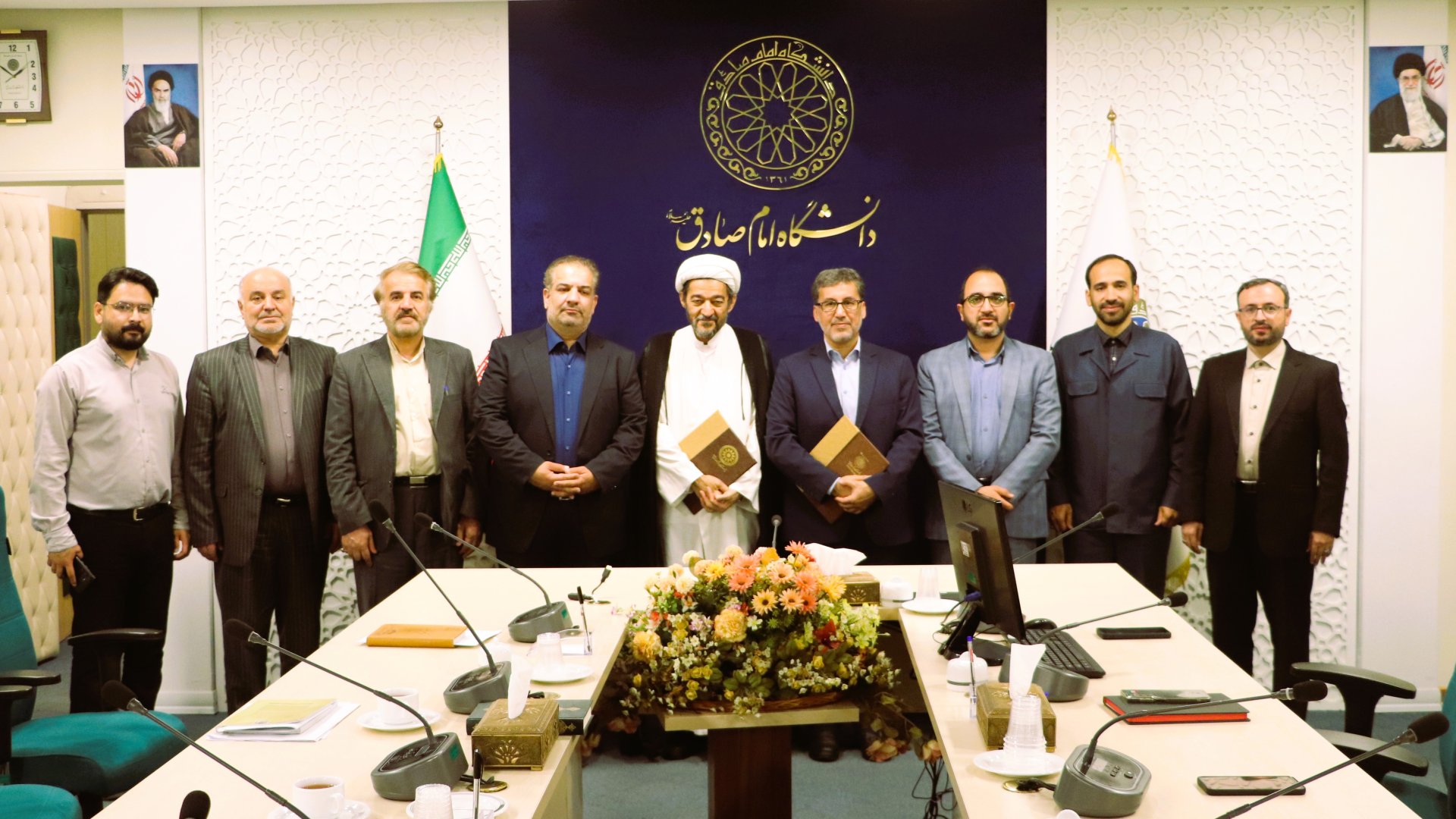 گزارش تصویری عقد تفاهم نامه همکاری میان دانشگاه امام صادق علیه السلام و پژوهشگاه علوم و معارف انقلاب اسلامی