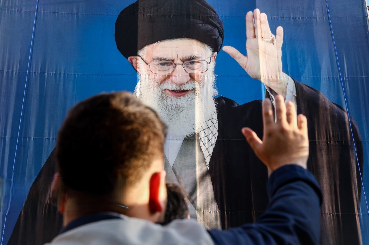 شخصیت جامع الاطراف و حکیمِ رهبر شهید